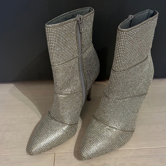 Silver dress boot - Picture 1 of 4